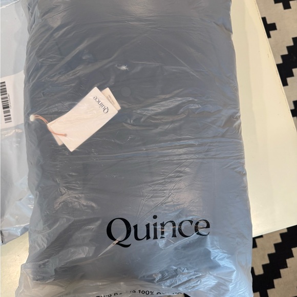 Quince Charcoal Puffer Jacket - Picture 4 of 5